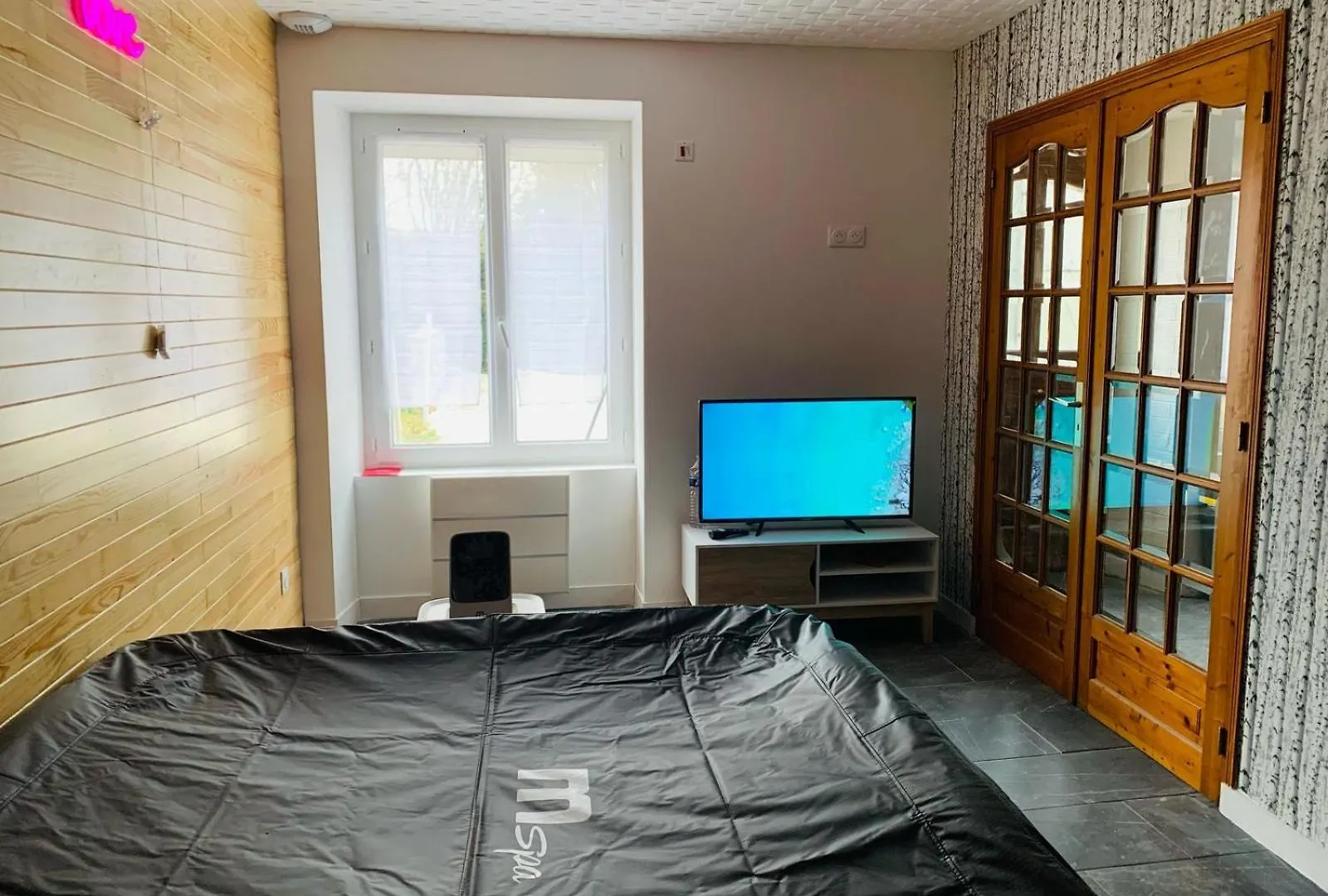 Maison 2 Chambres Avec Jaccuzi De 2 A 4 Pers Broons Franciaország